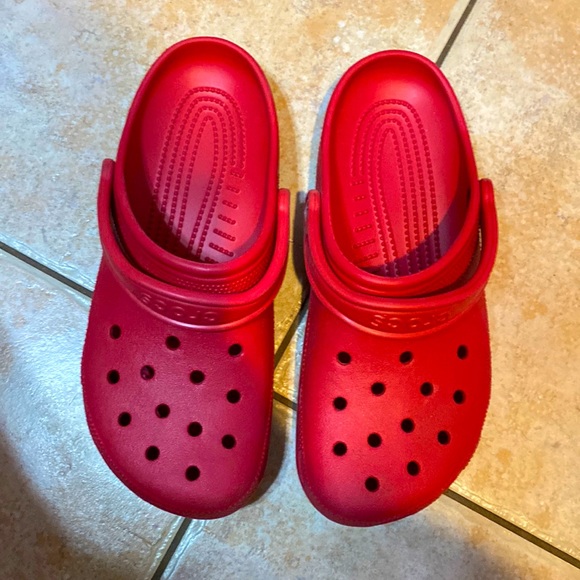 Red Crocs - Men Size: 8 or Women Size: 10 - Picture 1 of 3